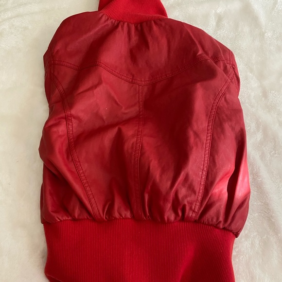 Red fake leather jacket (elbow patches) - Picture 5 of 8